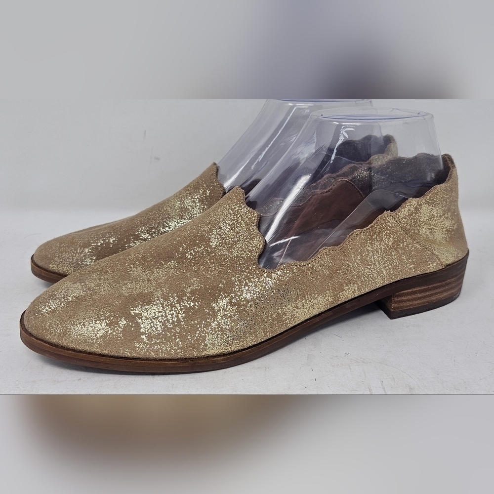 Lucky Brand Chaslie Leather Scalloped Gold Tan Metallic Slip On Loafers Size 8.5